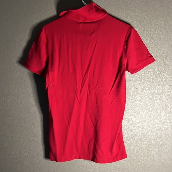 Hollister Small red collard tee - Picture 2 of 3